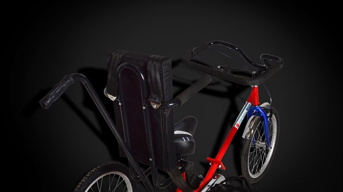 Üç Tekerlekli Serebral Palsi Çocuk Bisikleti